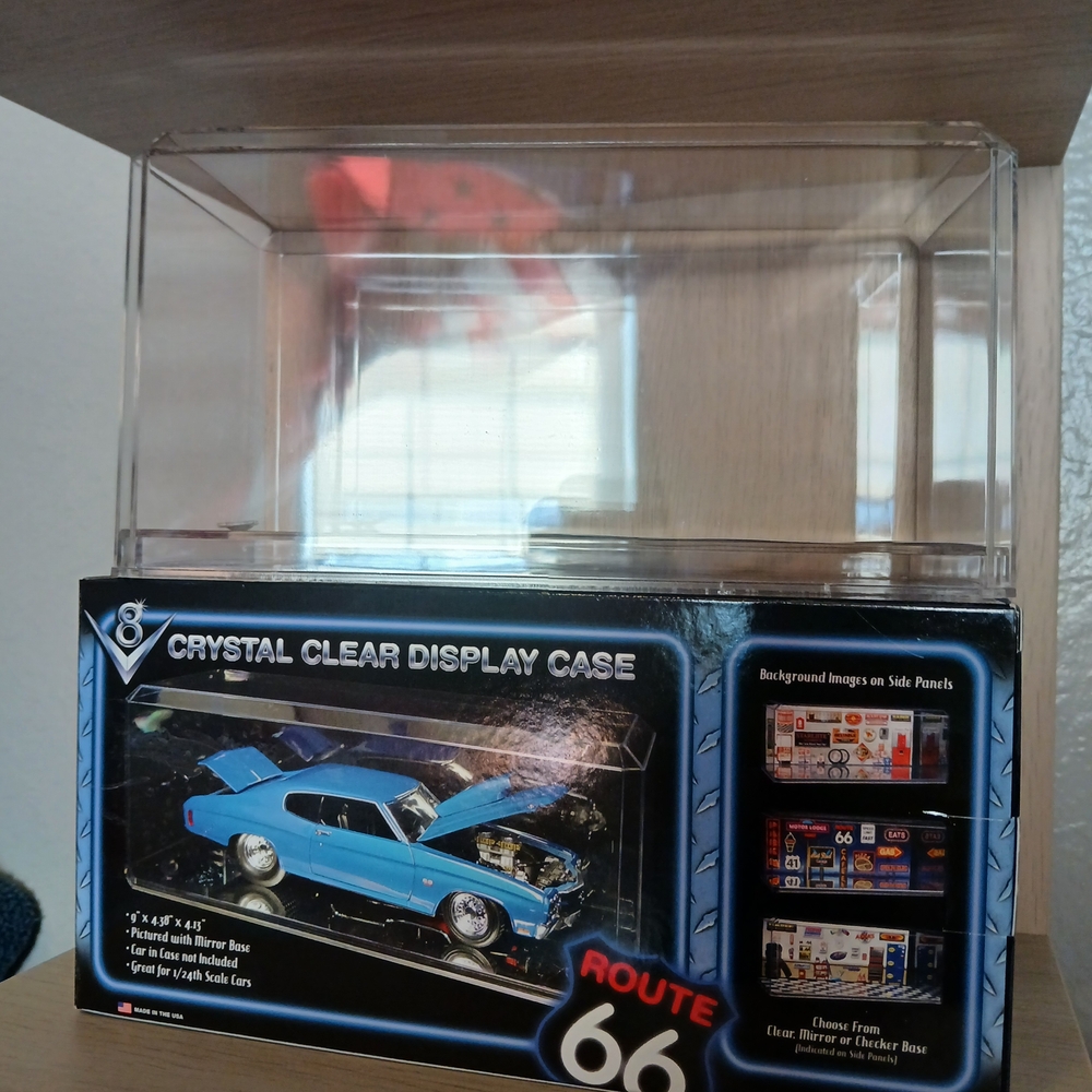 Pioneer Display Case with Clear‎ Bottom for 1/24 Scale Cars NEW